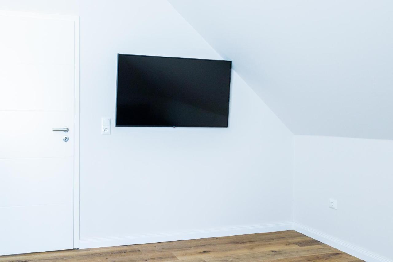 Moderne Maisonette Ferienwohnung Mit Gartenzugang, Nur 7 Gehminuten Zum Strand, Parkplatz & Fahrradunterstellplatz Scharbeutz Bagian luar foto